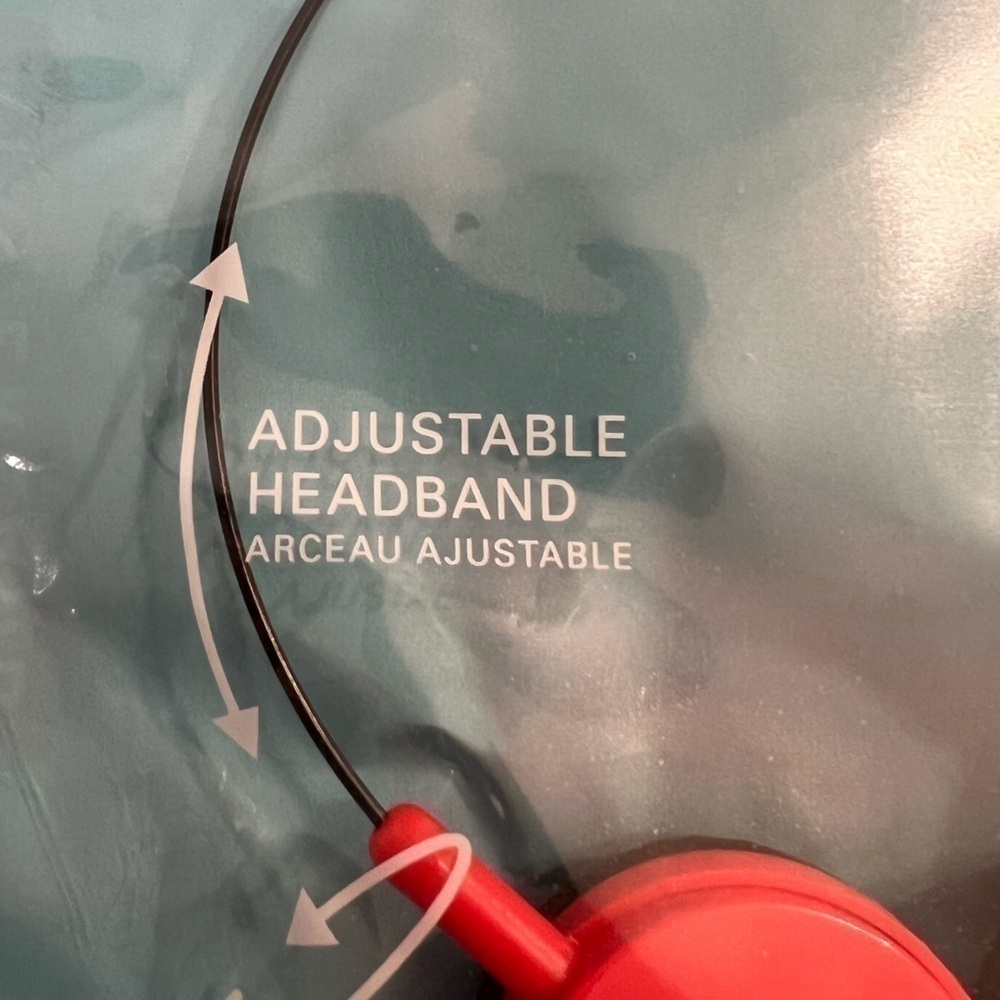 Kikkerland Wired Headphones - Picture 4 of 7